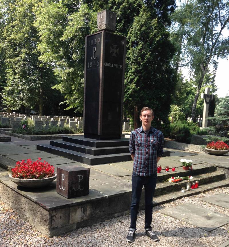 Paul Niebrzydowski at the Solidarity Monument Paul Niebrzydowski at the Solidarity Monument