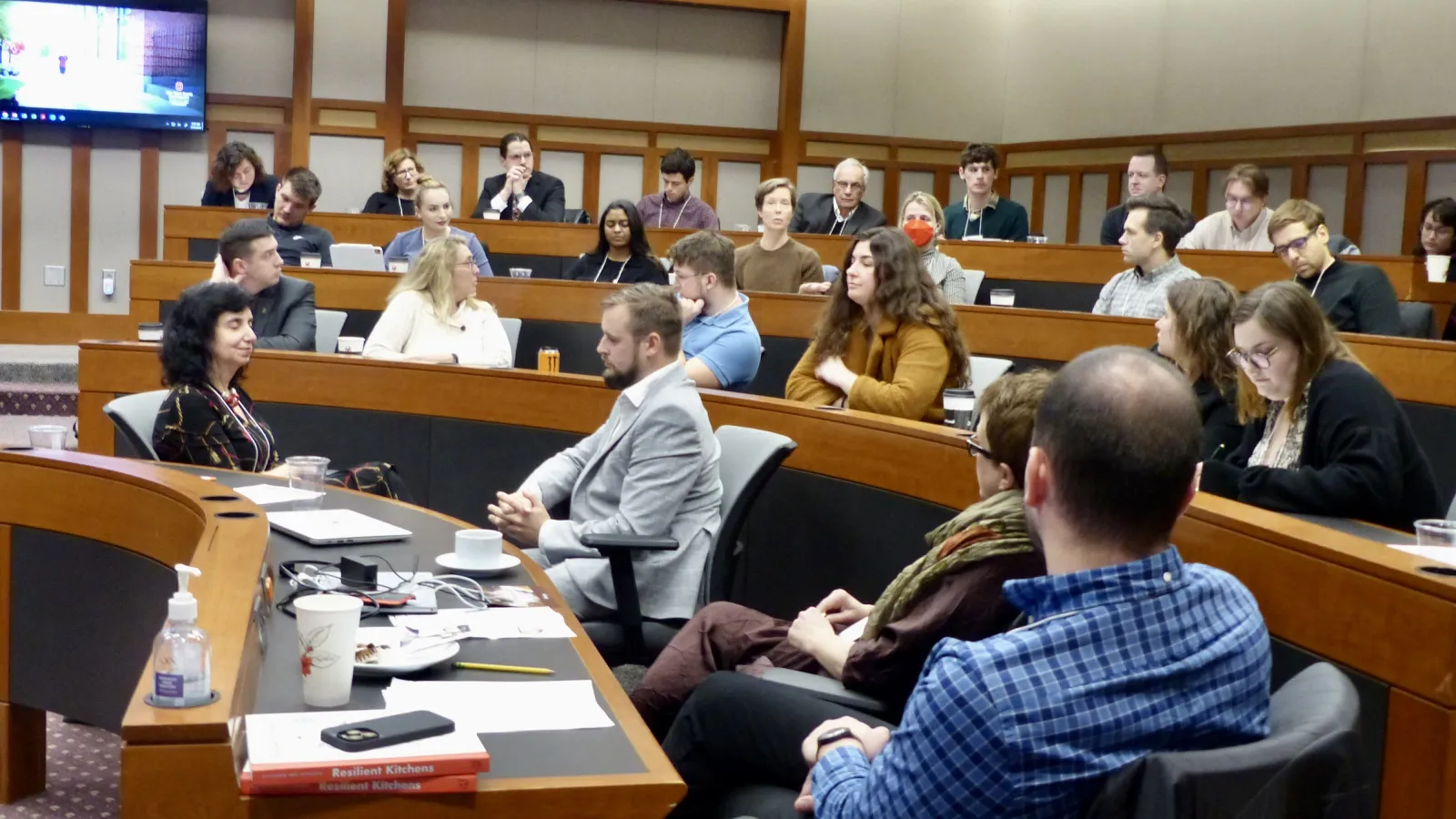 Valeria Sobol (far left) with plenary speakers Jaroslaw Szczepanski, Anna Barker, and Philip Gleissner taking questions form audience members.