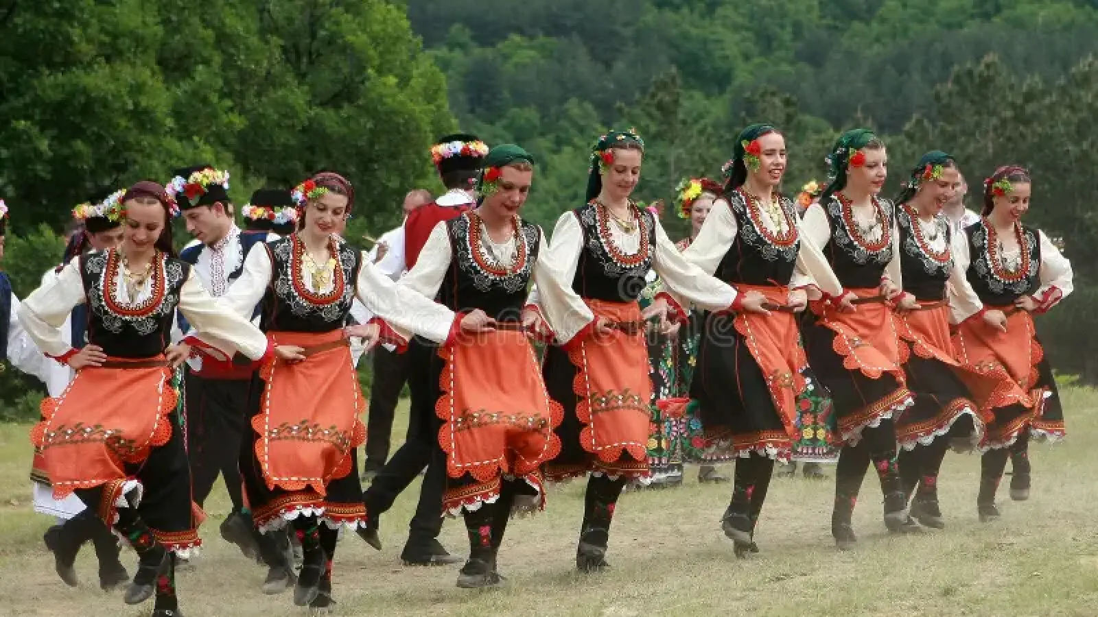 Bulgarian folk dancers performing the Pravo horo