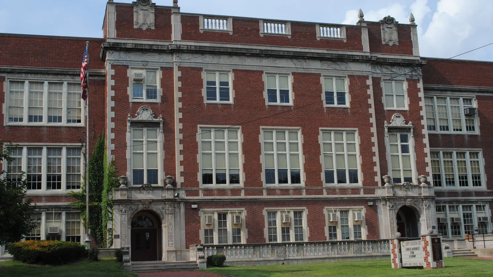 Facade of Columbus North International School 