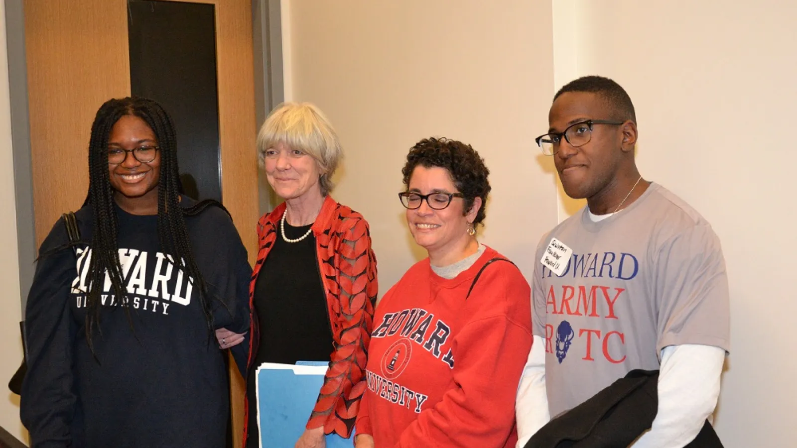 Amarilis Lugo de Fabritz with two Howard students and Anne Garrels at the 2017 Midwest Slavic Conference