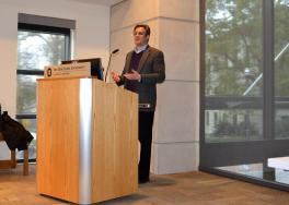 Alexander Burry moderating the Arts, Humanities and the Russian Revolution panel 