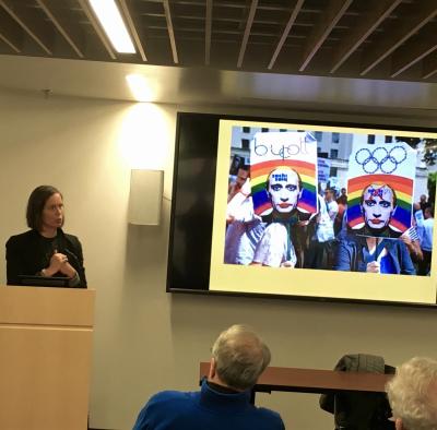 Jennifer Suchland presenting on the alt-right and Russia Jennifer Suchland presenting on US alt-right connections to Russia
