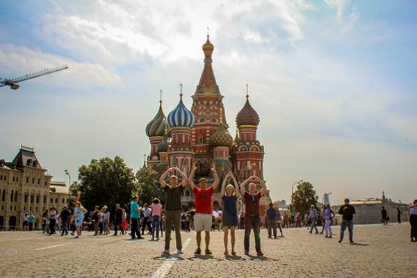 Summer 2019 FLAS Fellows in Red Square