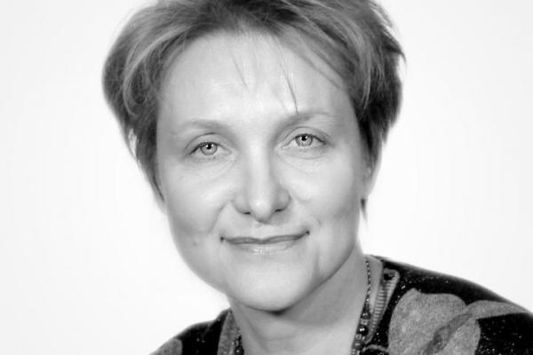 Black and white bust portrait of Marijanca Ajša Vižintin