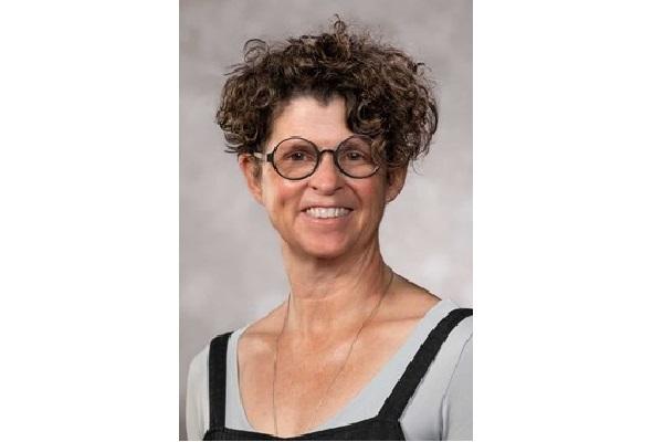 A portrait of Tricia Starks