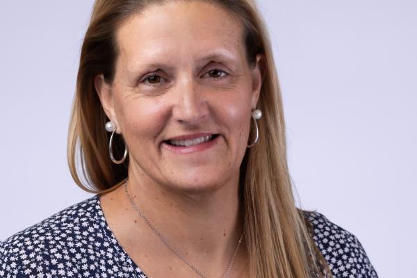 Headshot of Julie Dussliere