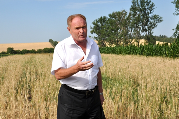 Boris Boincean in a field
