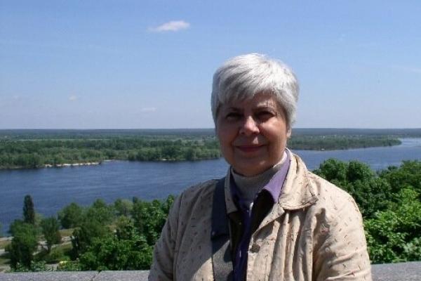 Dr. Myroslava Mudrak
